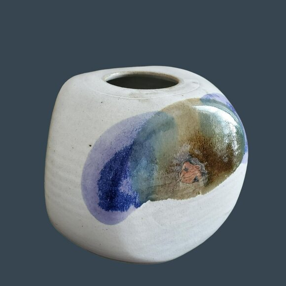 Hand Crafted Art Pottery Vessel, Large Studio Ceramic Vase, Signed Win - Picture 3 of 7